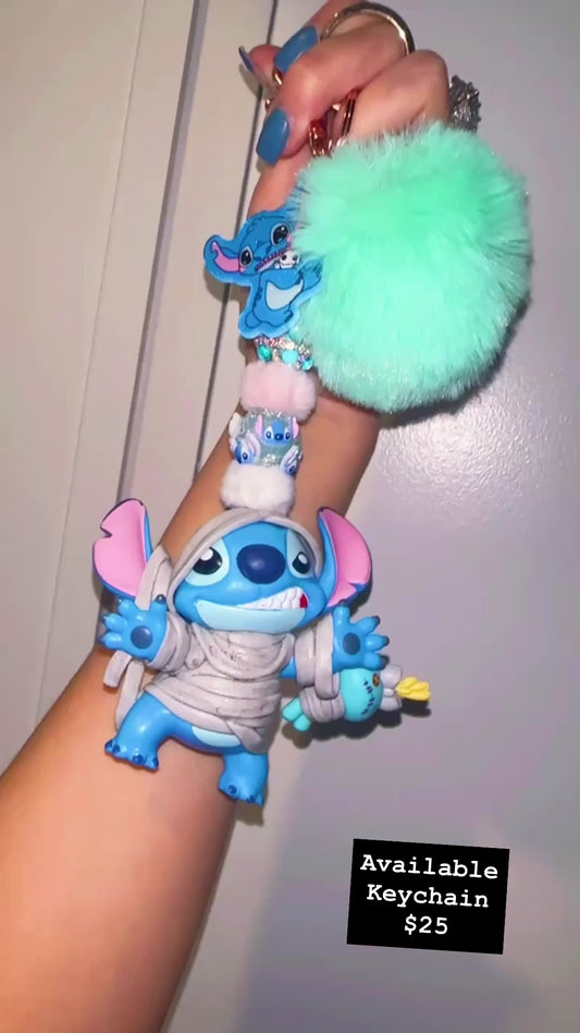 Mummy blue Alien keychain